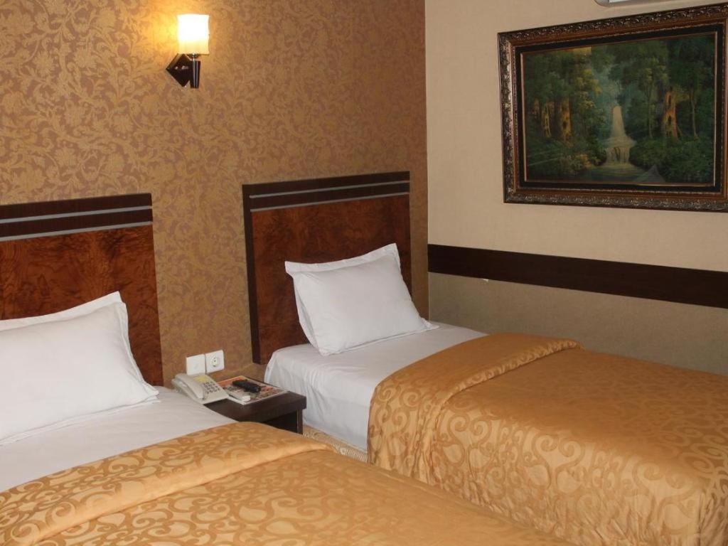Hotel Menara Lexus Medan Zewnętrze zdjęcie