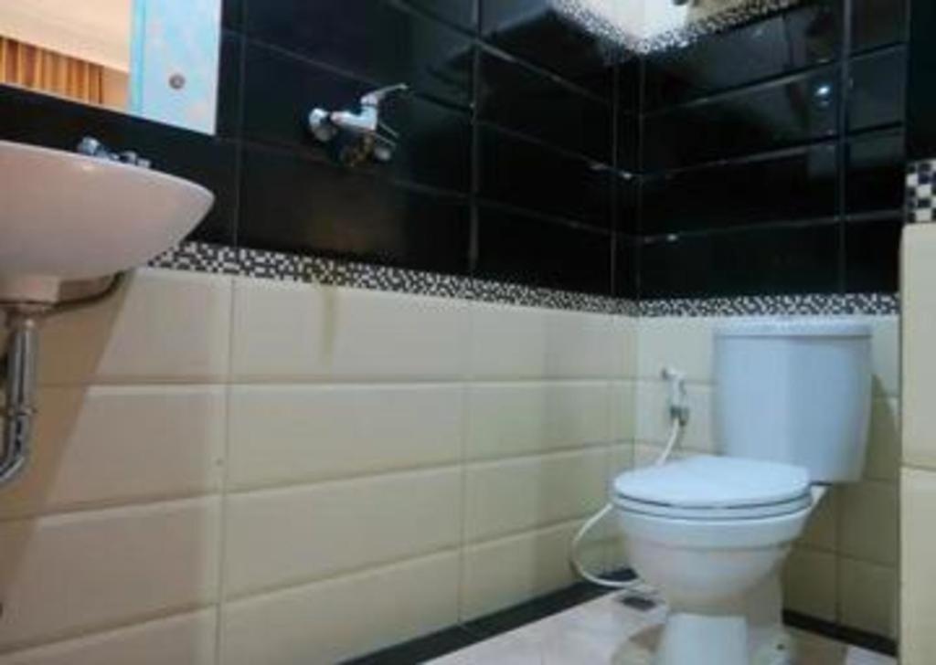 Hotel Menara Lexus Medan Zewnętrze zdjęcie